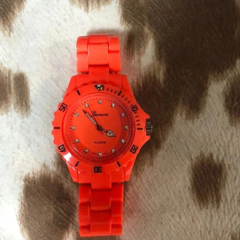 Orange Watch‎